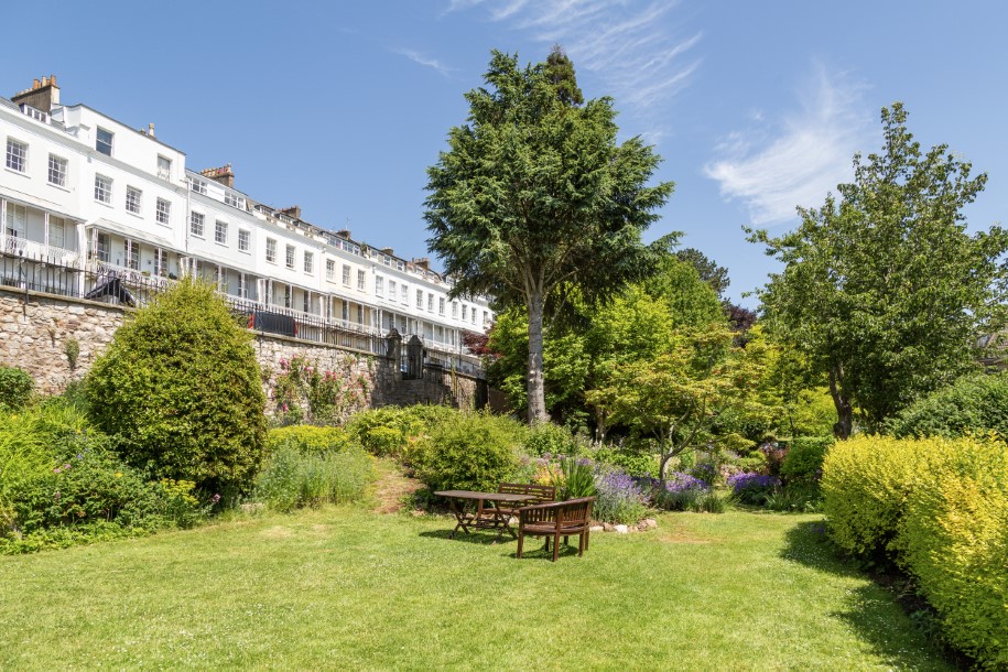 Royal York Crescent Clifton » Richard Harding Estate Agents in Bristol