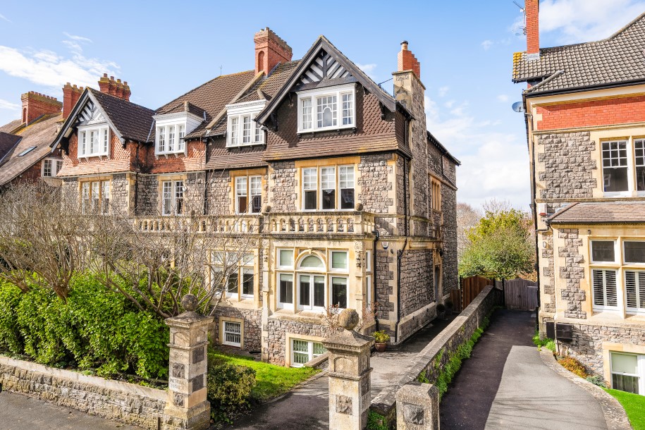 Downleaze Stoke » Richard Harding Estate Agents in Bristol