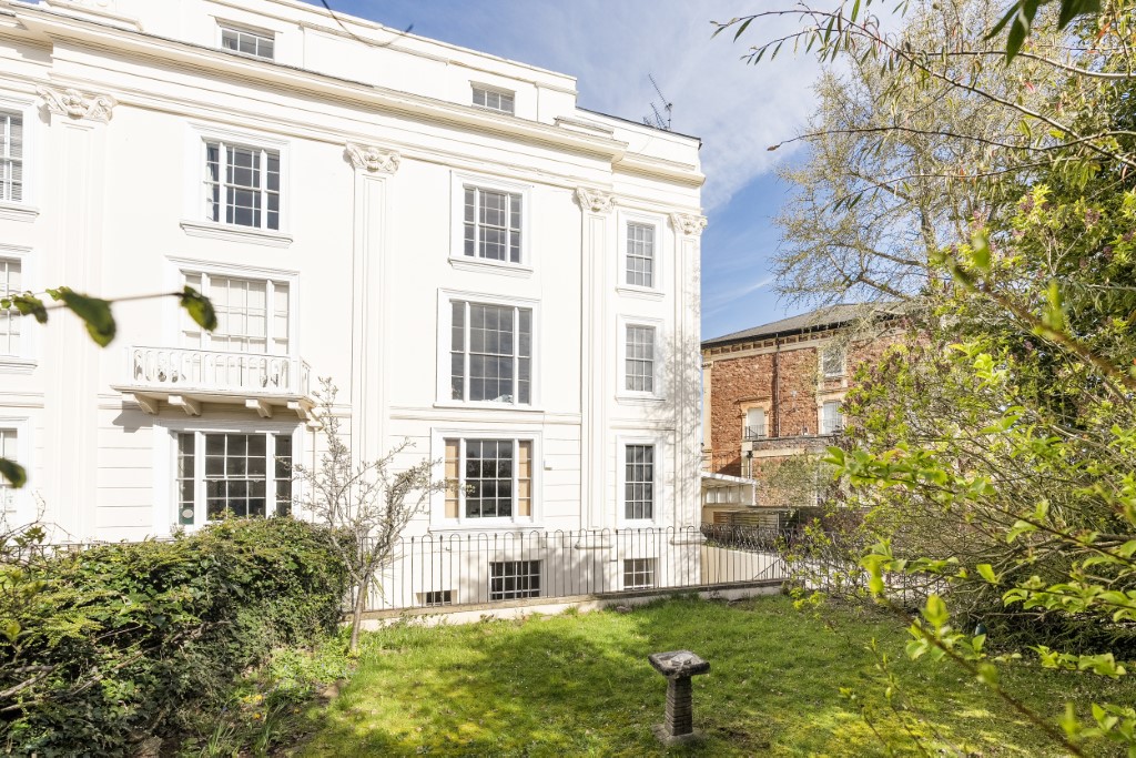 Oakfield Road Clifton » Richard Harding Estate Agents in Bristol