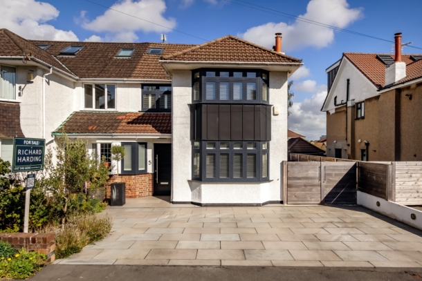 Montroy Close | Henleaze