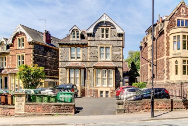Queens Avenue | Clifton