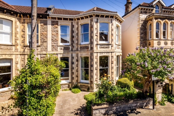 Montrose Avenue | Redland