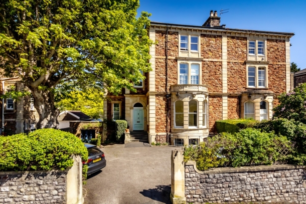 Miles Road | Clifton