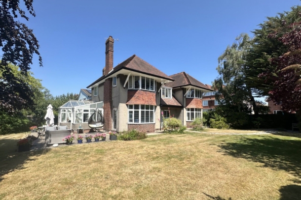 Downs Park East | Westbury Park