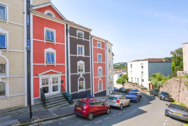 Ambrose Road | Cliftonwood