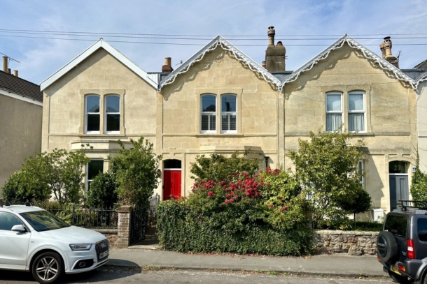 Royal Albert Road | Westbury Park